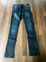 Skinny Jeans Hose dunkelblau in Gr. XS (34) Bayern - Augsburg Vorschau