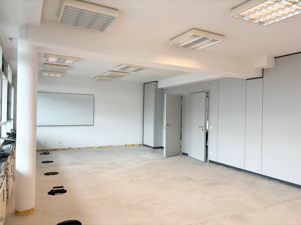 Büro in optimaler zentraler Lage! ca.150 m² im Wohn-und Geschäftszentrum zu vermieten in Berlin