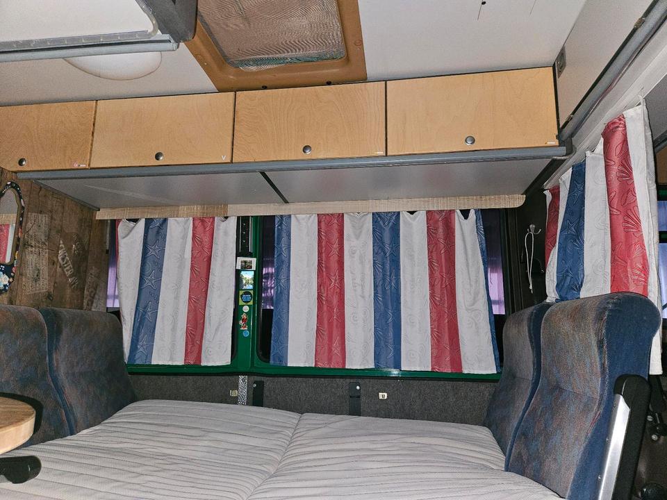Wohnmobil Mercedes MB711 d Camper mit Dachzelt für 6 Personen in Süderholz