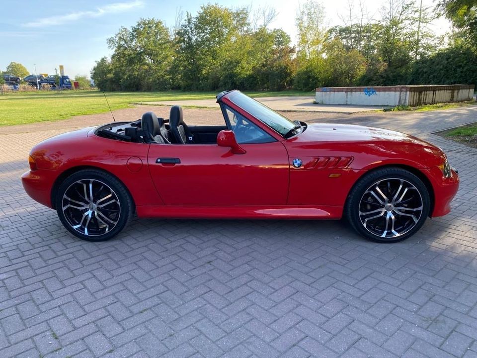 Z3 Roadster 1.9 - 140PS Leder super gepflegt 1.Hand wie neu in Merseburg