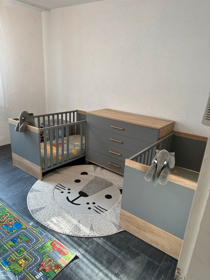 Kinderbett PAIDI inkl Lattenrost und Matratze. Anthrazit in Griesheim
