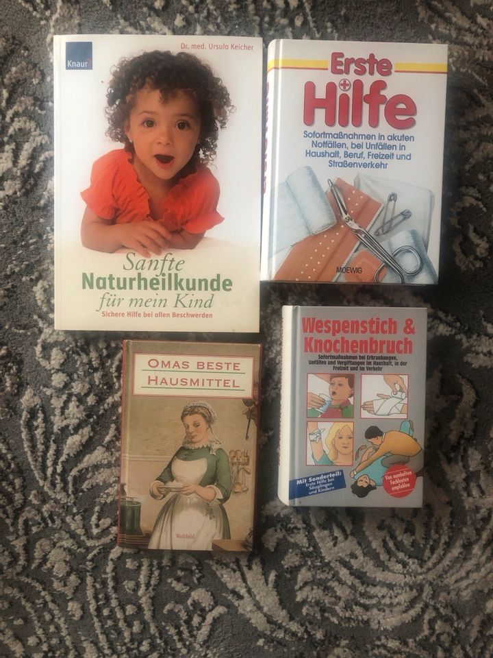 Bücher im Set/ erste Hilfe/ Naturheilkunde… in Marklohe