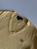 Fred Perry Strickpullover Shirt V-Ausschnitt Seide gelb XS 34 GUT Sachsen-Anhalt - Magdeburg Vorschau