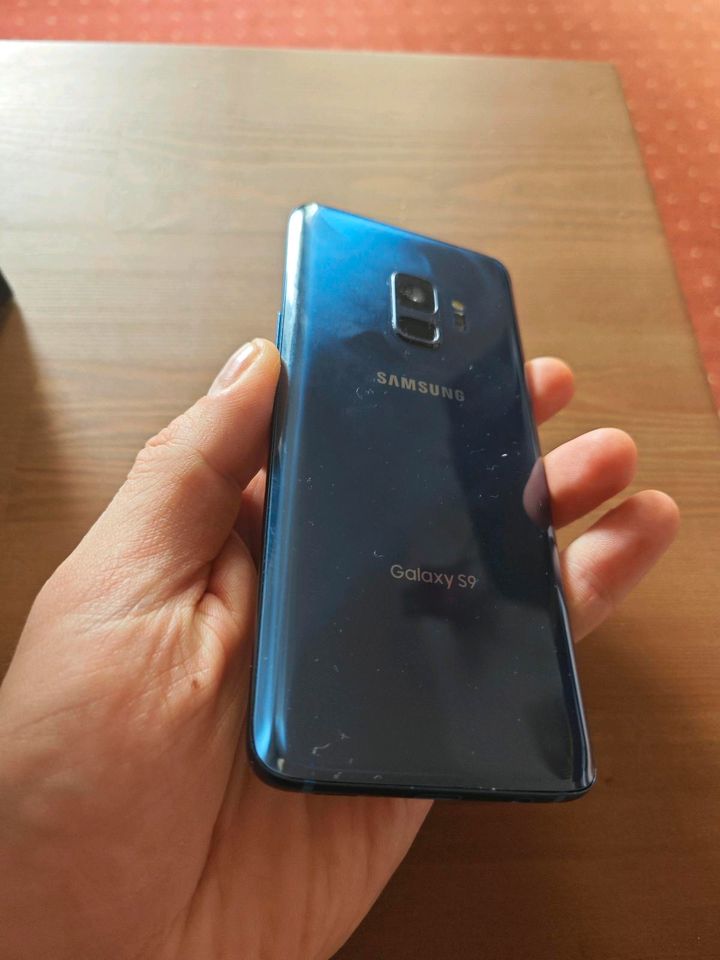 Samsung Galaxy S9 - Coral Blue - neuwertiges Handy!! in Lübeck