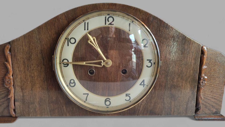 Kaminuhr, Buffetuhr, 50er, 60er, Vintage, W. Becker - Hamburg in Deesen