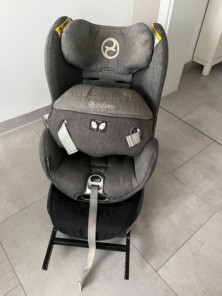 Cybex Platinum Sirona i-Size Kindersitz Reboarder in Arnstadt