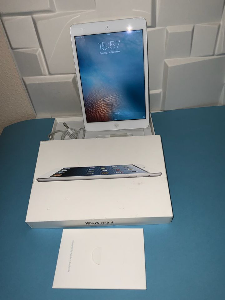 iPad mini A1455 Wi-Fi Cellular 16 Gb weiß in Hochspeyer