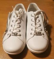 Weiße Halbschuhe, Turnschuhe von Remonte Dresden - Äußere Neustadt Vorschau
