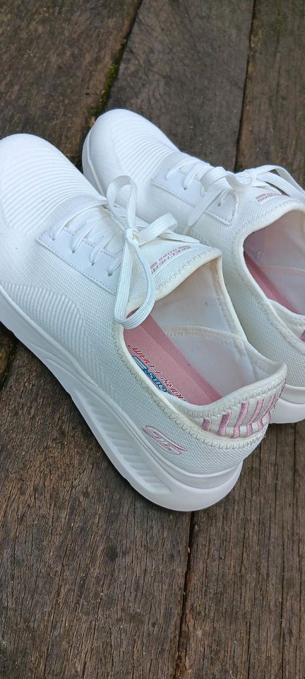 Neue, weiße, rosa Skechers bobs, memory foam Größe 41 in Aachen