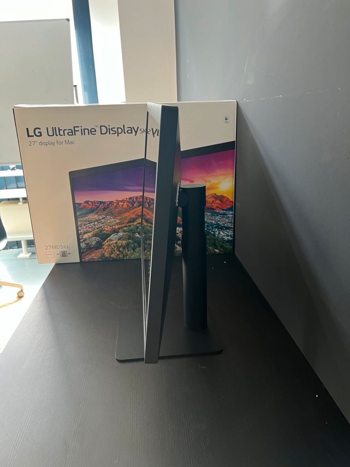 LG UltraFine 5k 27“ Zoll Monitor Mac Display Thunderbolt in Berlin