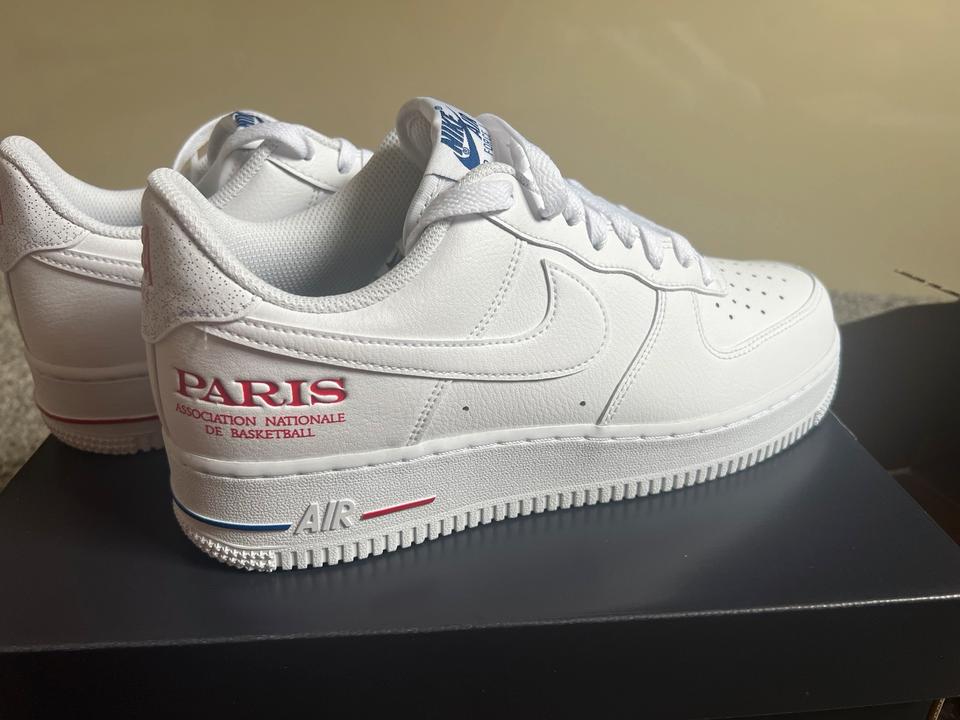 Nike Air Force 1 LV8 Gr.42 NBA Paris NEU OVP