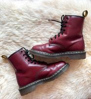 Dr. Martens Rot Dunkelrot Leipzig - Leipzig, Zentrum-Südost Vorschau