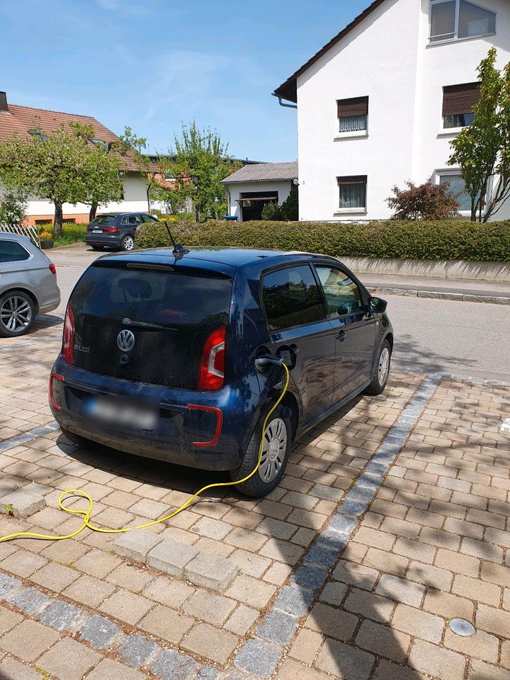 VW E-up Elektroauto, voll elektrisch in Nehren