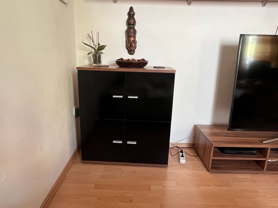 Komplett / Wohnzimmer Möbel Schränke in Warberg