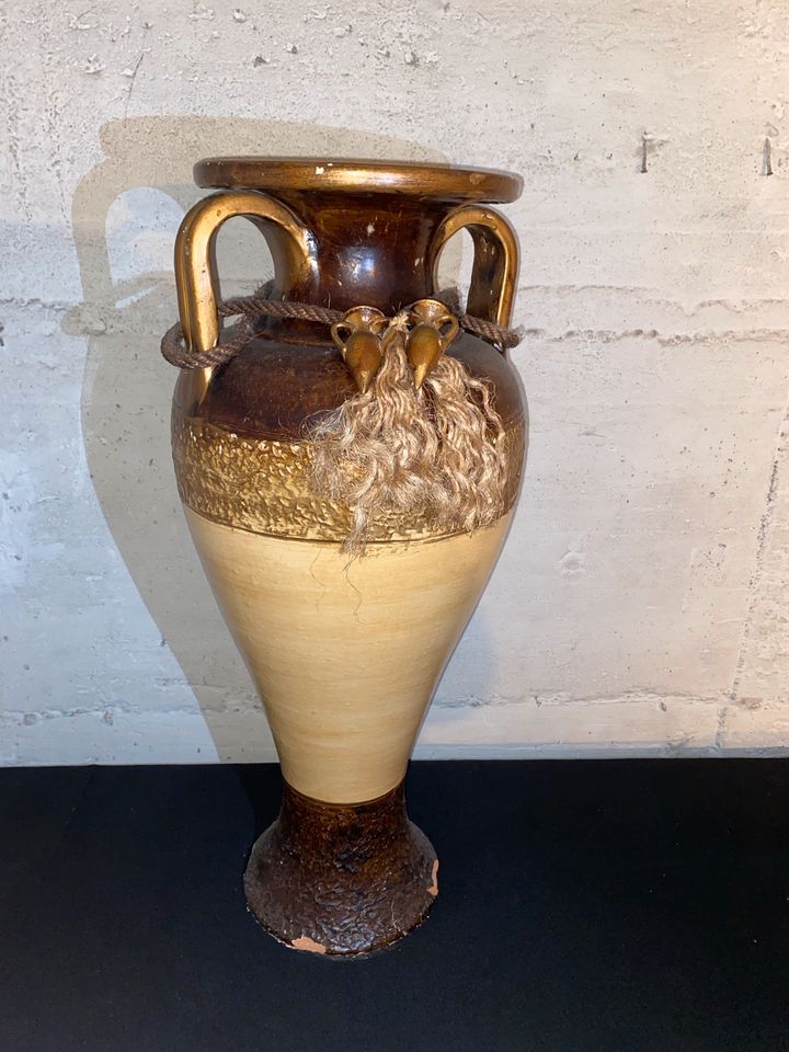 Antike Vase in Köln