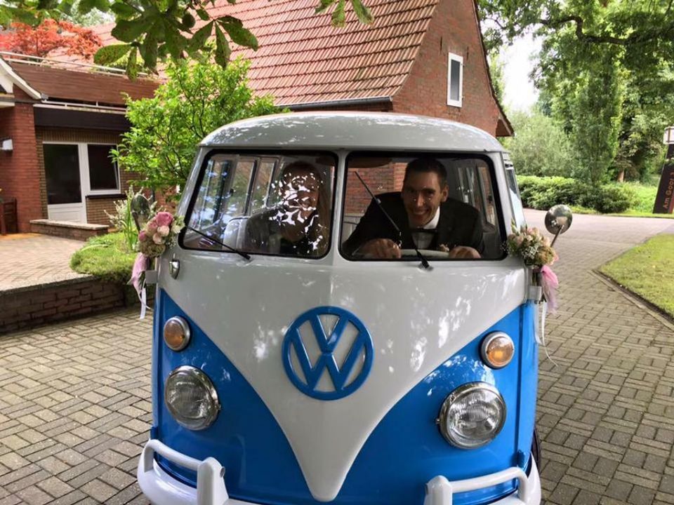 Bus Mieten Oldtimer VW T1 Dunkel Grau alte Bulli T1 Hochzeitsauto in Oberhausen