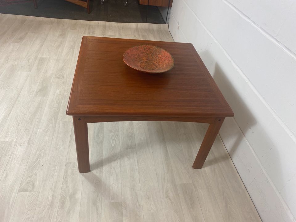 Vintage Teak Couchtisch Coffee Table Beistelltisch GLOSTRUP 70er in Delmenhorst