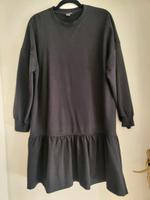 Schwarzes Sweatshirt-Kleid mit Crewneck Hessen - Wiesbaden Vorschau