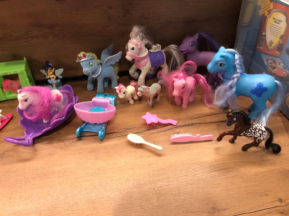 XXL Pferde Spielzeug Mädchen Paket in Großheide