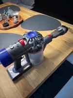 Dyson V8 Staubsauger Hessen - Rüsselsheim Vorschau
