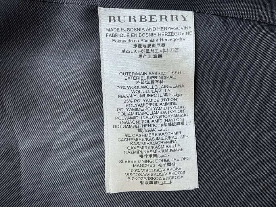 Burberry Damen Jacke in Krefeld