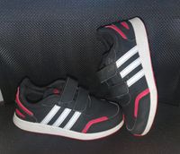 Adidas Sneaker Sportschuhe schwarz gr.32 neu Baden-Württemberg - Oberndorf am Neckar Vorschau