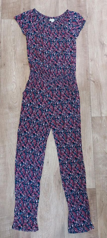 Neuwertiger schicker Jumpsuit/Hosenanzug Gr. 158/164 floral in Bensheim