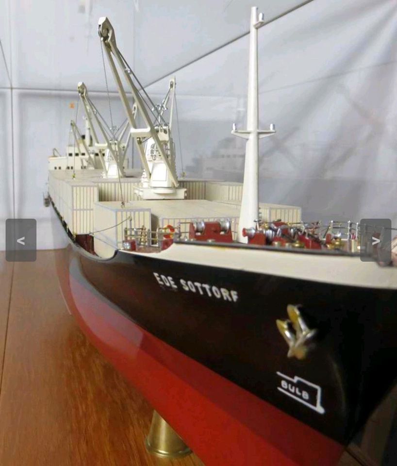 Werftmodell Reedereimodell Schiffsmodell gesucht für Sammlung in Haßmoor