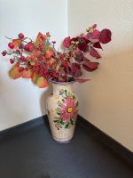 Große Vase mit Blumenmuster Kr. München - Neubiberg Vorschau