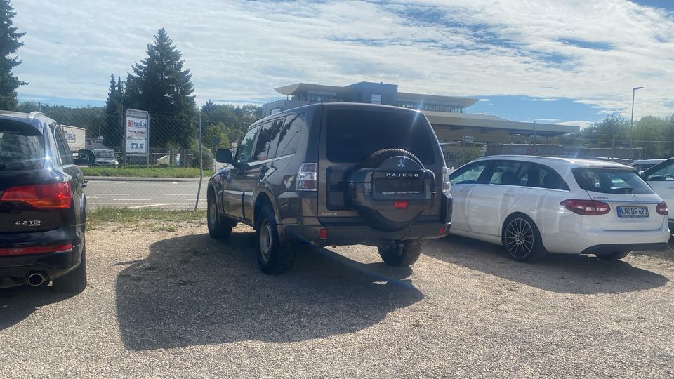 Mitsubishi Pajero Schalter, Diesel in Stockach