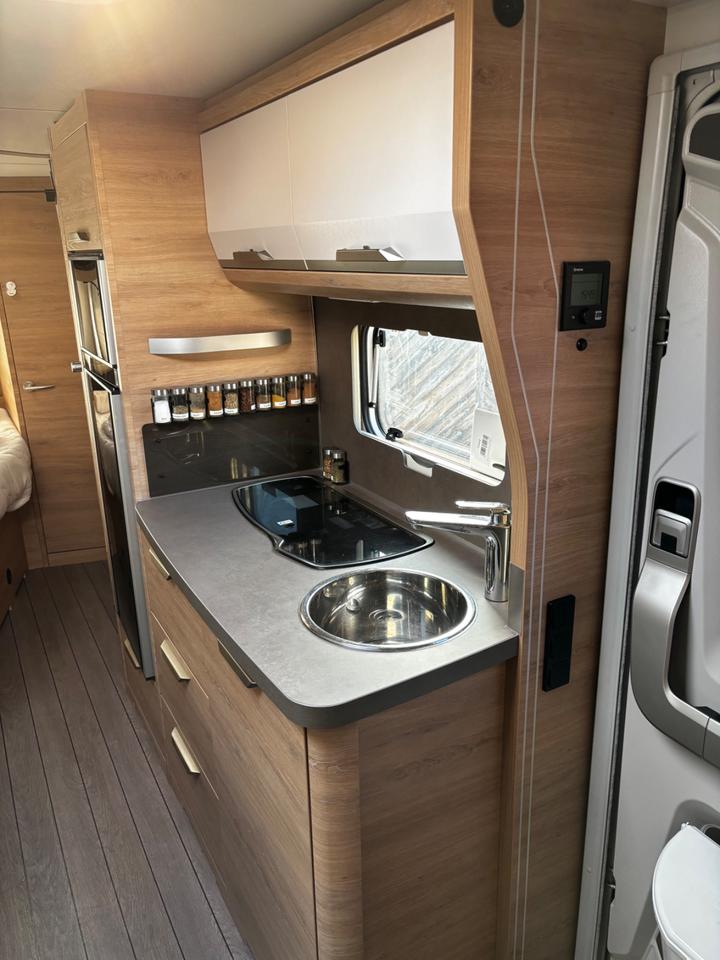 Wohnwagen Knaus Südwind 650 FSK 60 years Edition in Konstanz