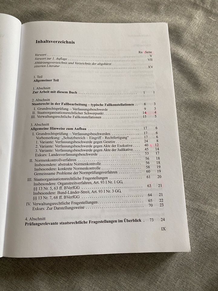 Lehrbuch Klausurenkurs im Staatsrecht in Erding