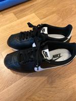 Nike Cortez black white Kr. München - Ottobrunn Vorschau
