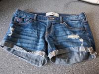 Jeansshorts Gr. 26 Hollister Nordrhein-Westfalen - Remscheid Vorschau
