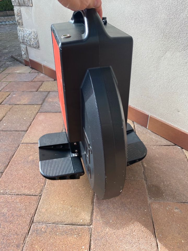 IPS 122+ T260 Monowheel e-Einrad eRad Akku 16 Zoll NP1225€ in Arenshausen