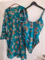 Badeanzug mit Strandkleid Kr. München - Neubiberg Vorschau