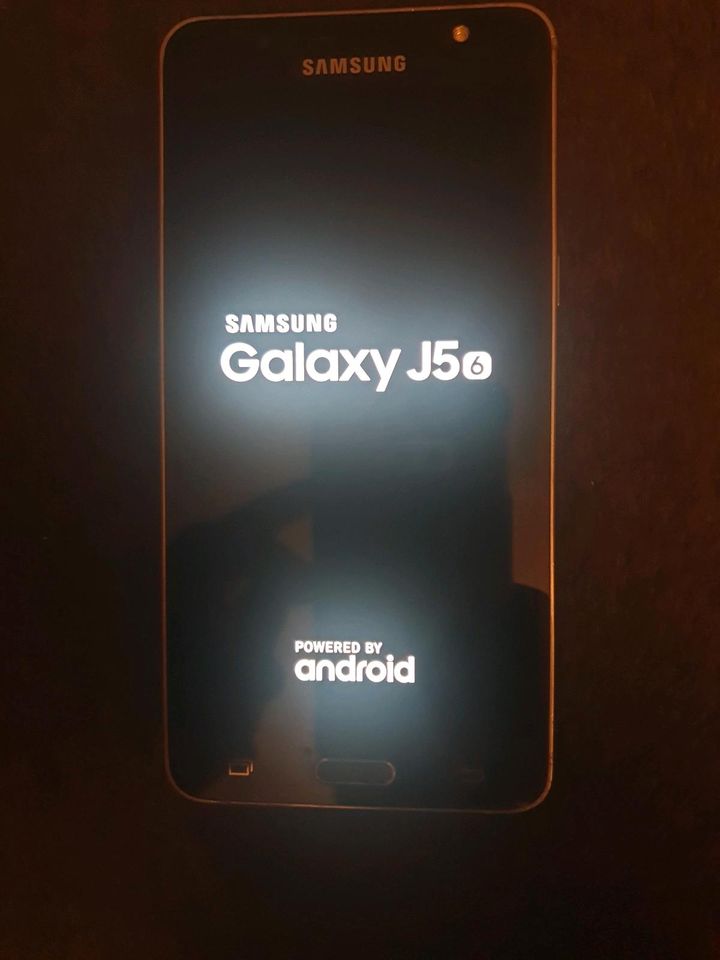 Samsung J3/J5( 3 Stück,Handys ) Galaxy, Restposten, Sonderposten in Schwalbach a. Taunus