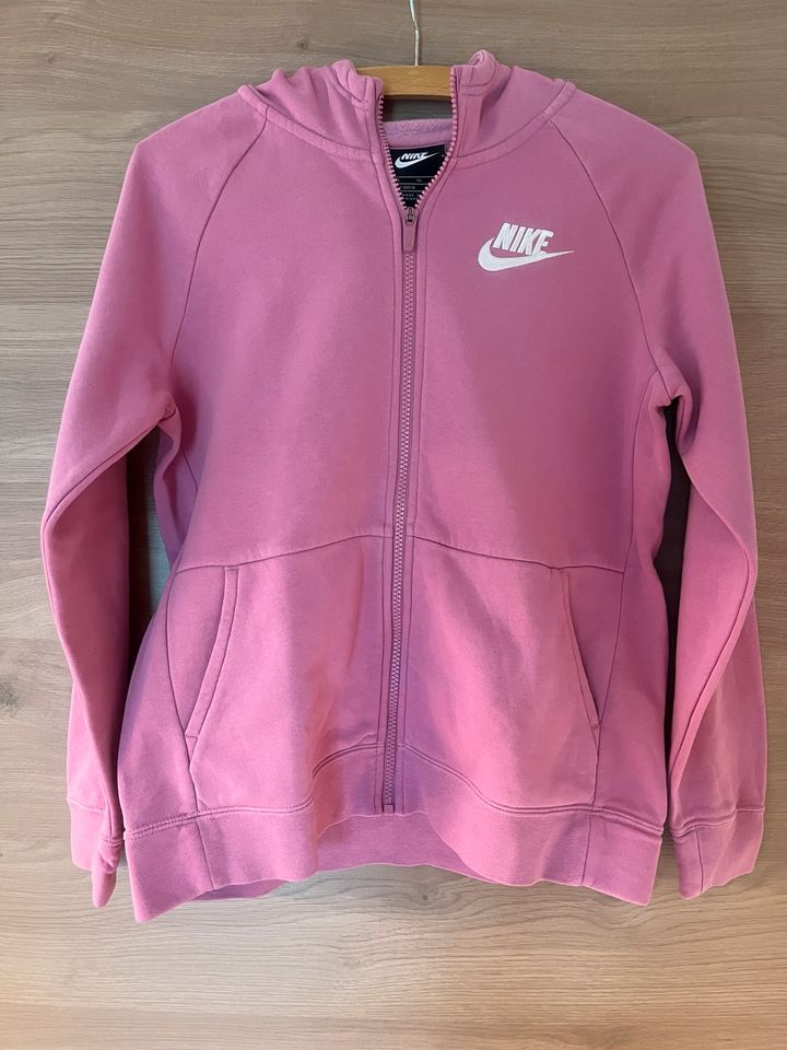 Nike 164 Mädchen Jacke rosa pink Hoodie Sweatshirt Kapuzenjacke in Dietramszell