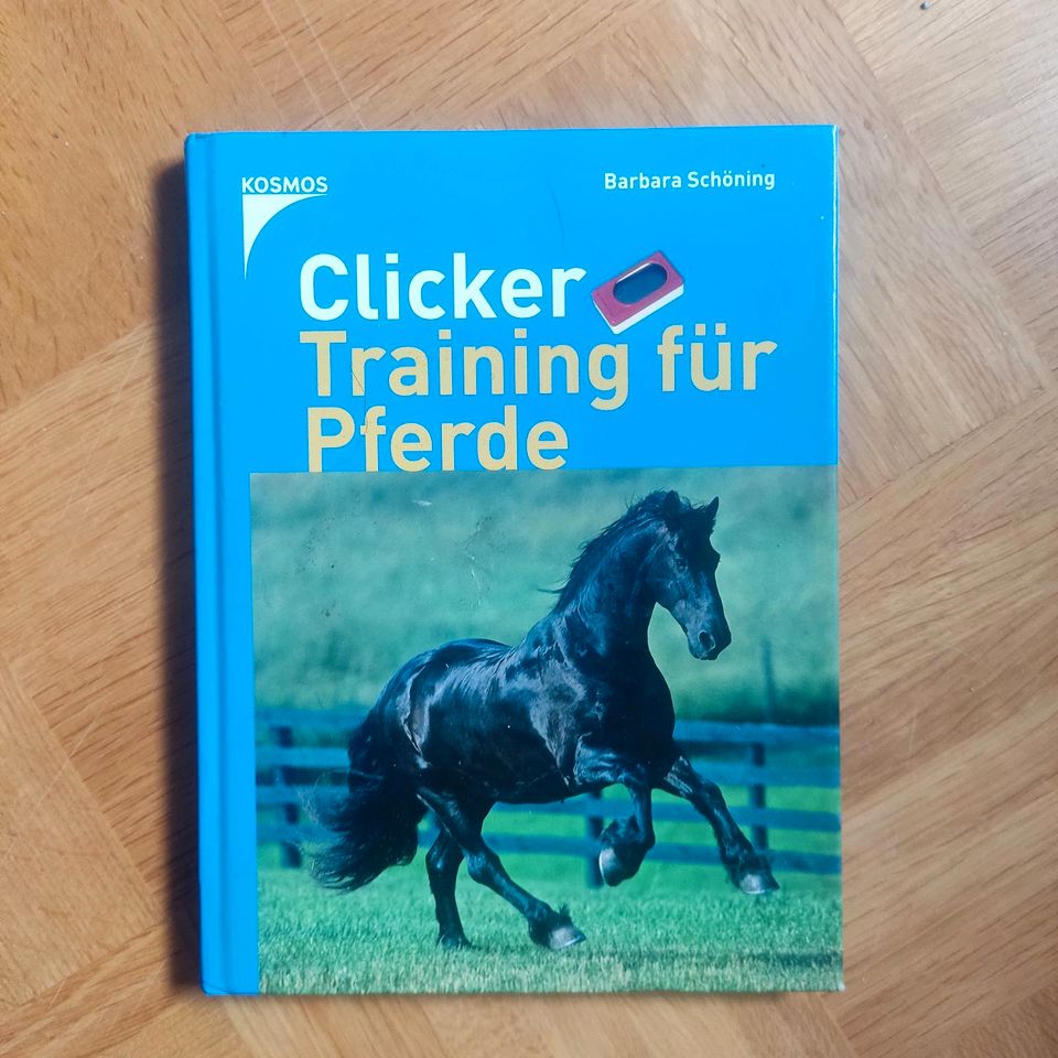 Buch Clicker Training für Pferde in Gaildorf