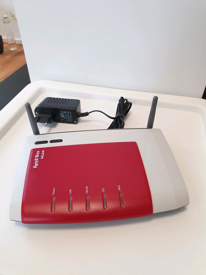 AVM FRITZ!Box 3270 v3 Wlan Router in Homburg