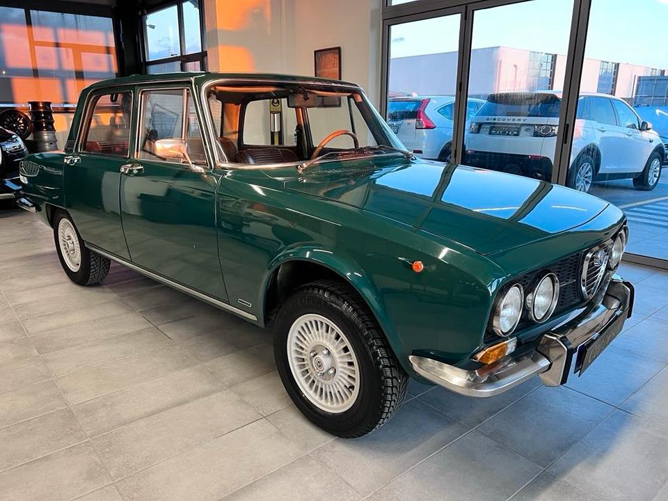 Alfa Romeo Berlina 1972 in Illingen