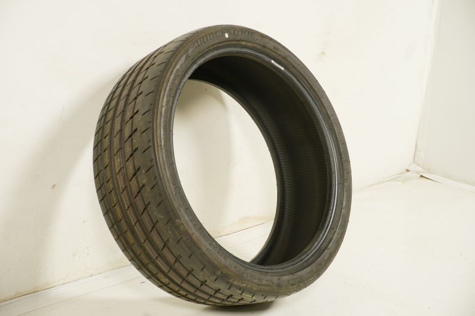 1x DEMO Sommerreifen Bridgestone 245 35 20 Zoll DOT17 BMW* in Ergolding