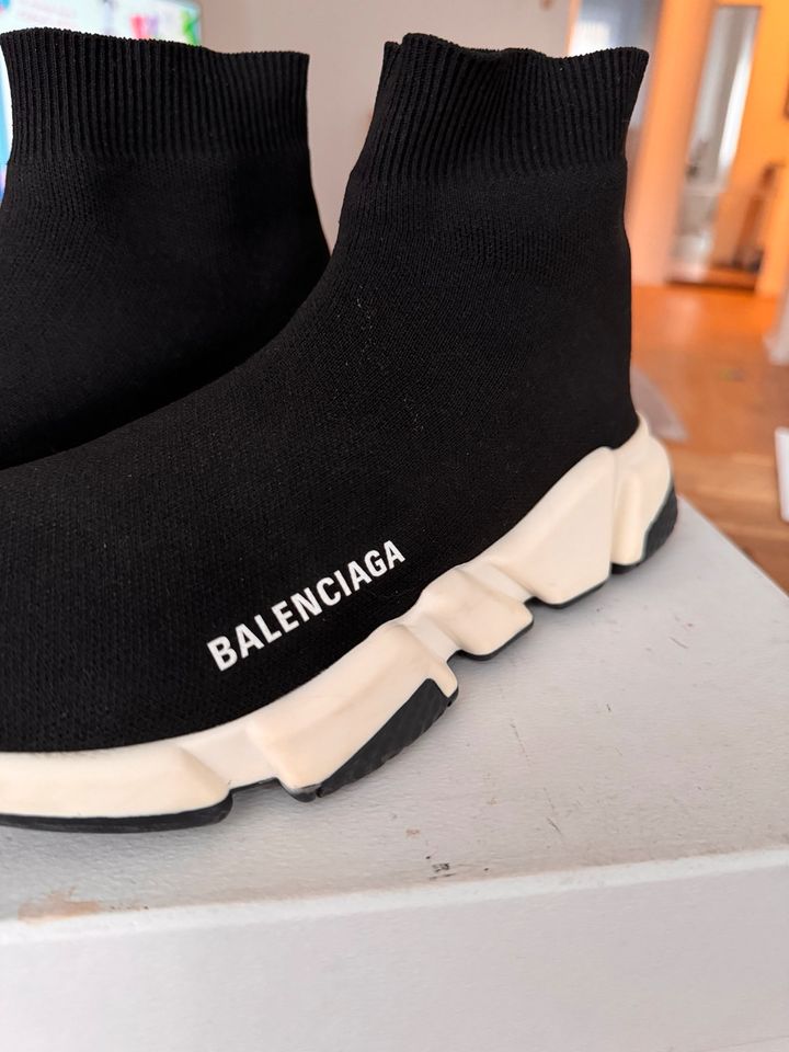 Balenciaga Sneaker in Stuttgart