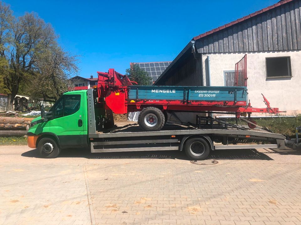 Transport Traktor Ladewagen Ballenpresse Miststreuer Anhänger in Griesheim