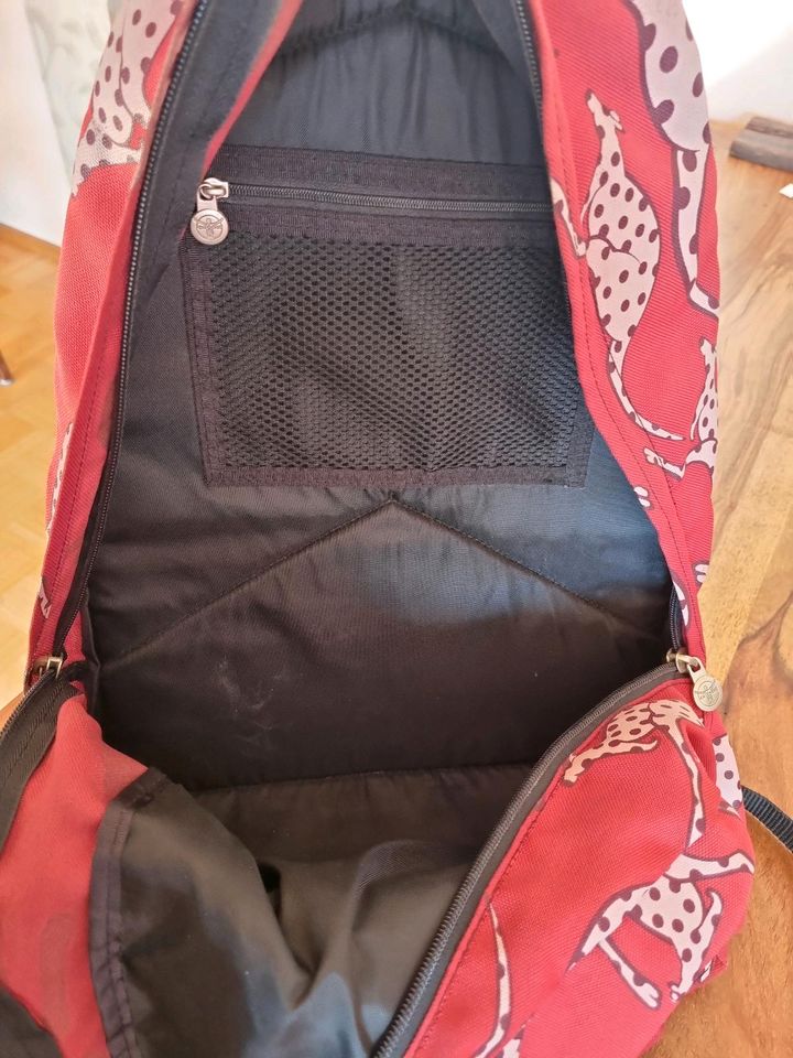 Chiemsee Rucksack retro style rot top Zustand in Gersthofen