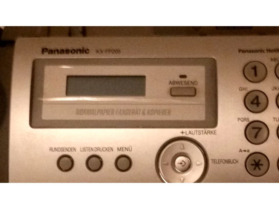 Faxgerät Panasonic KX-FP205G mit Kopierfunktion + 3 Thermo-Rollen in Langen (Hessen)