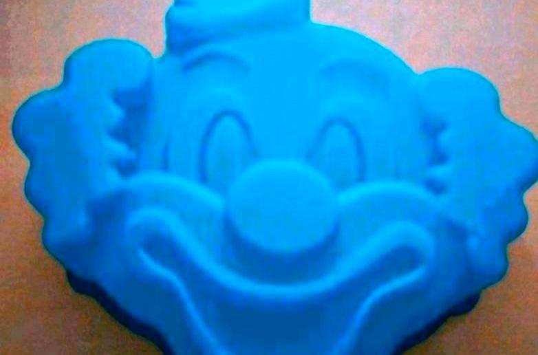 Clown Backform blau Silikon für Fasching und Geburtstag ❣️ 10 € in Waal