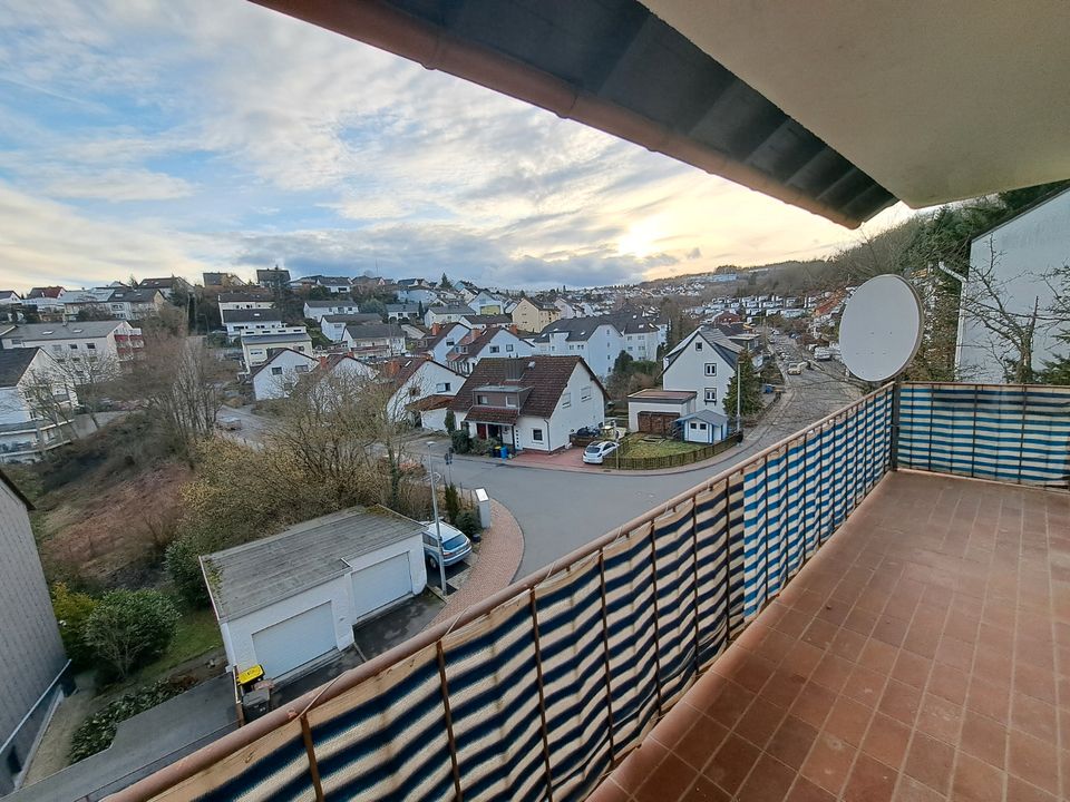 Erstbezug nach Sanierung! Traumhafte 4 Zimmerwohnung in Bad Schwalbach