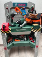 Bosch Werkbank mit viel Zubehör und Akkuschrauber Nordrhein-Westfalen - Gladbeck Vorschau
