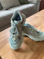 Adidas Schuhe Gr.5,5 top Niedersachsen - Berumbur Vorschau